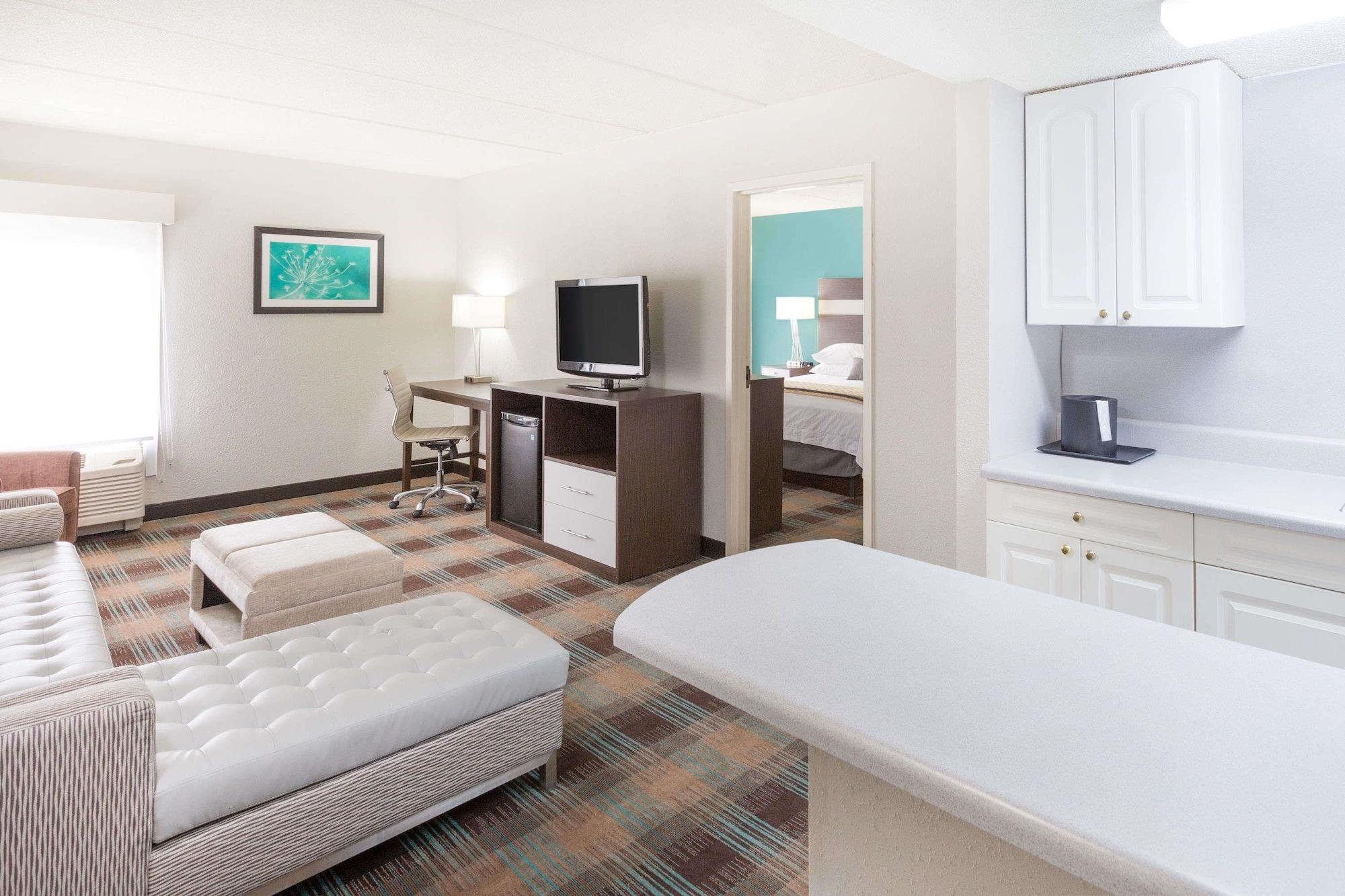 Wyndham Garden Greenville / Spartanburg Airport Eksteriør bilde