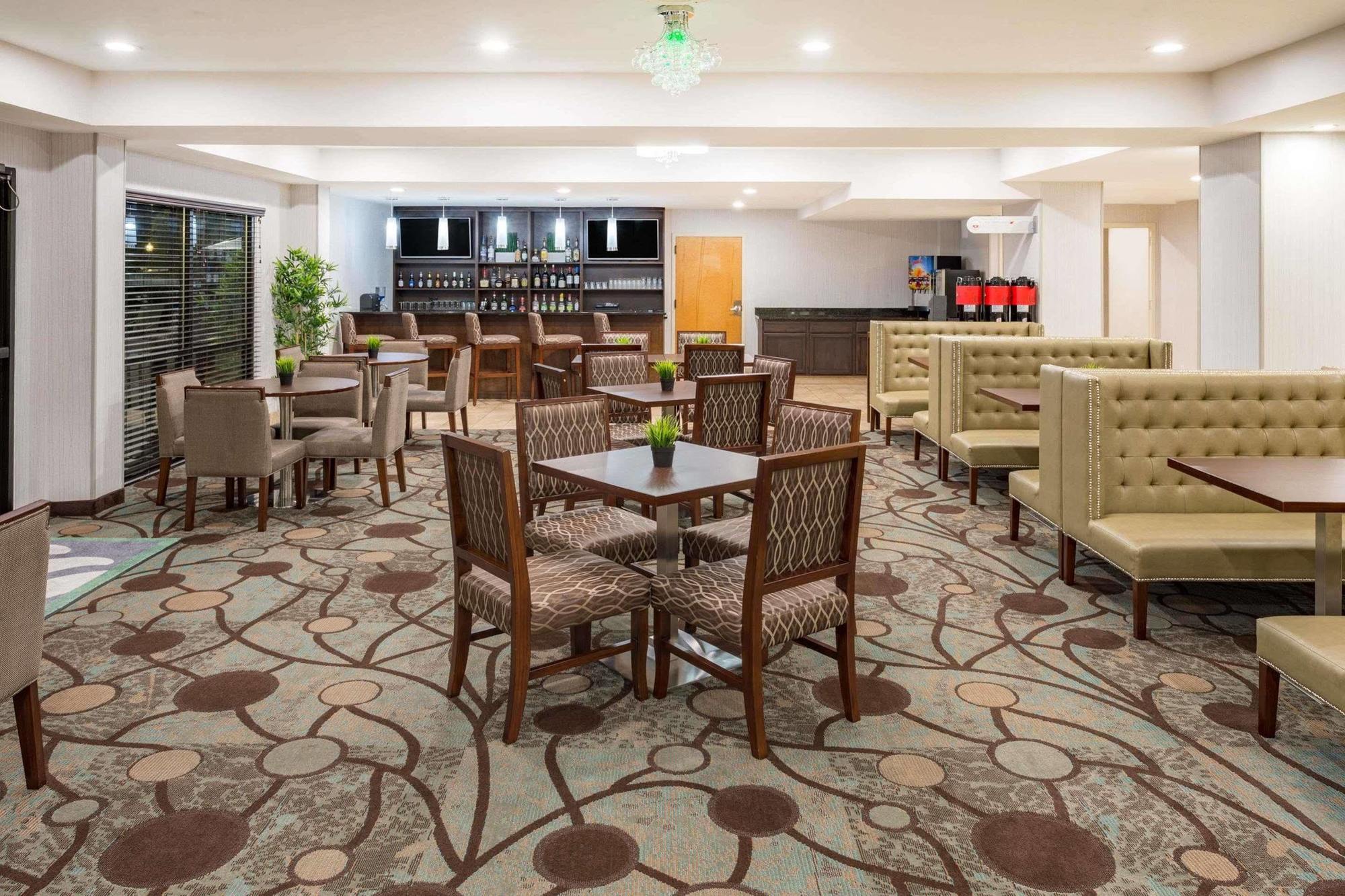 Wyndham Garden Greenville / Spartanburg Airport Eksteriør bilde